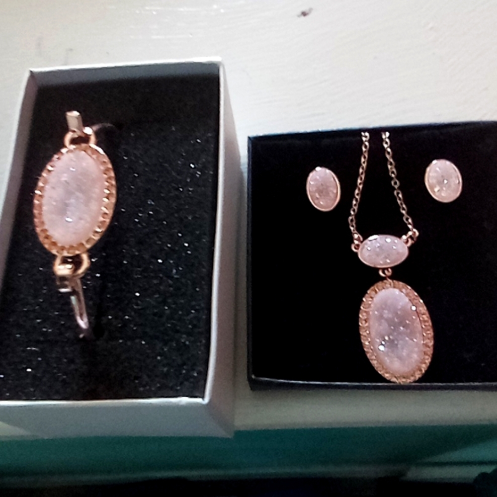 Jewelry set